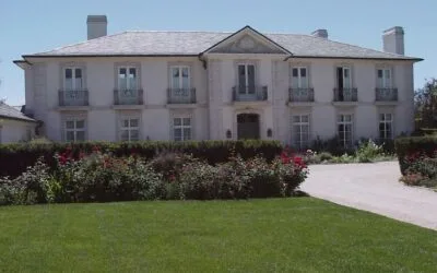 Elevate Your Luxury Home with Chiarini Marble and Stone’s Exquisite Exterior Cladding